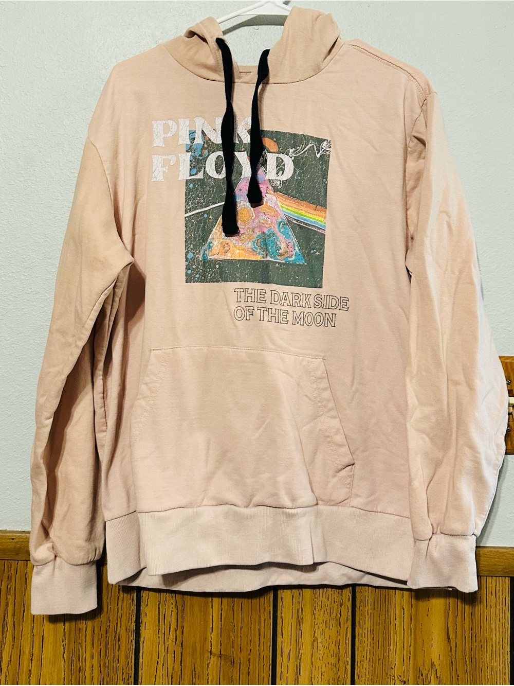 Pink Floyd women size LARGE (42-44) Light Blush Pink Hoodie Sweatshirt